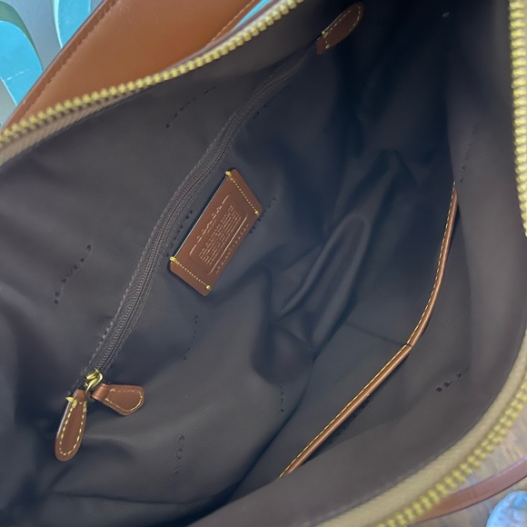 Coach purse - Picture 3 of 6